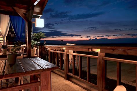Sunset Restaurant .
